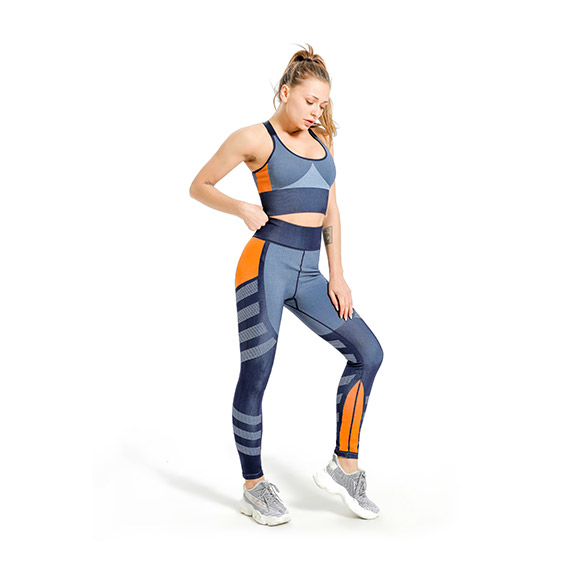 seamless sports bra